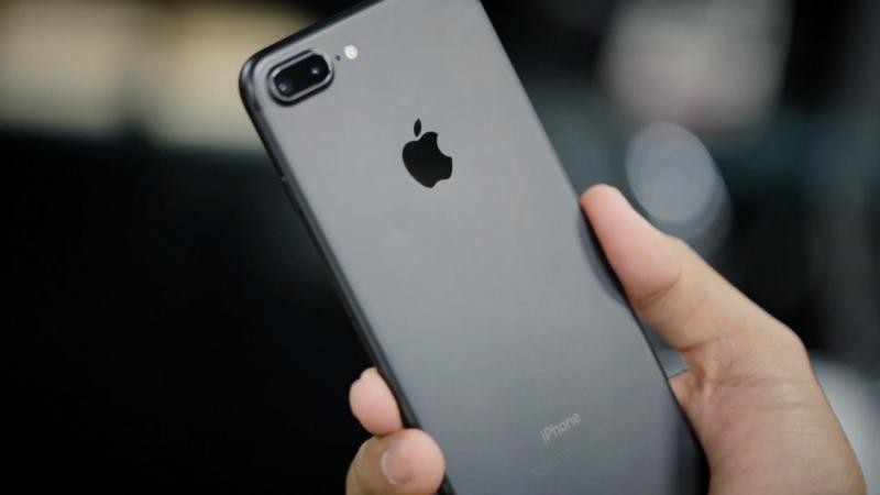 275121-iPhone-7-plus.jpg